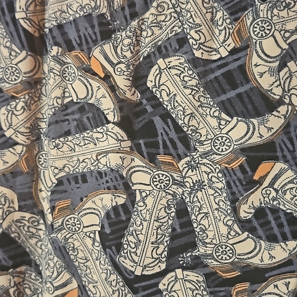 OS Cowboy boots LuLaRoe leggings - Picture 2 of 2